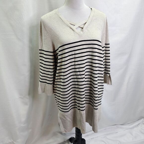 Roz & Ali Cream and Black Striped Cut Out Sweater Size 1X - Picture 3 of 10